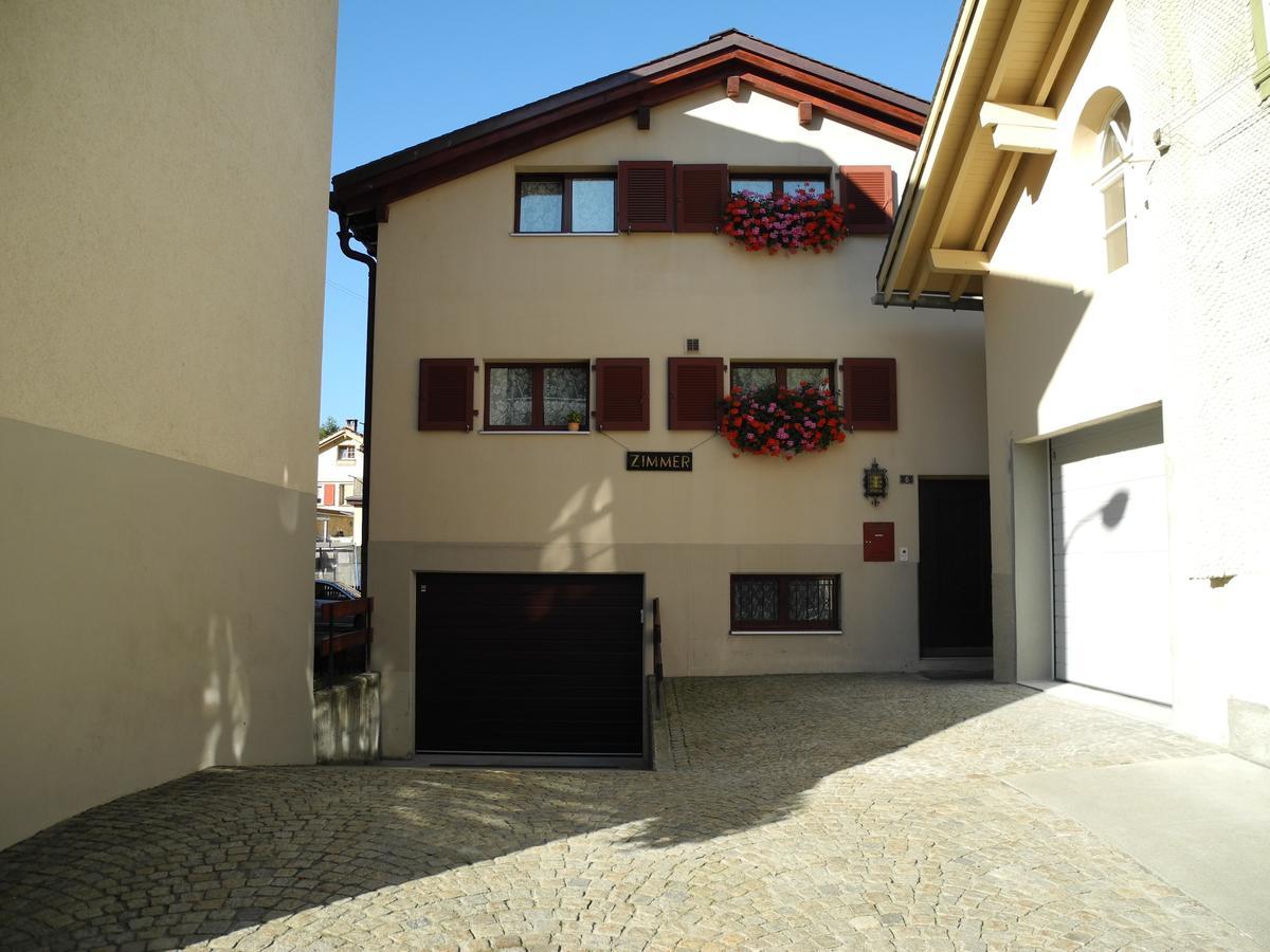 Privatzimmer / bed & breakfast Andermatt Exterior foto